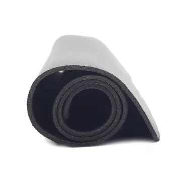 Podloga za igralno miško GEMBIRD MP-GAME-S — 250×200 mm, 3 mm, črna, tkanina/guma z naslonom za zapestje