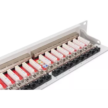 DIGITUS DN-91624S-EA 19 inch patch panel, CAT6A razred EA, oklopljen, 24-portni RJ45, LSA, 1U, svetlo siva RAL 7035