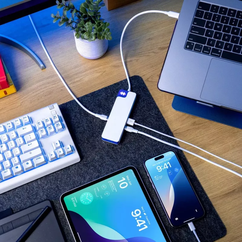 TARGUS Hyperdrive Flex 8-portno USB-C vozlišče (modro)