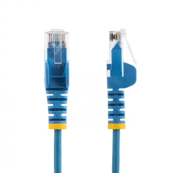 StarTech.com 2,5 m kabel CAT6 – tanek – konektorja RJ45 brez zatičev – moder