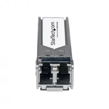 StarTech.com modul SFP+, združljiv z Arista Networks SFP-10G-SR – 10GBASE-SRL – 10GbE večmodni optični oddajnik-sprejemnik (transceiver) MMF – 10GE Gigabit Ethernet SFP+ – LC 300m – 850nm – DDM