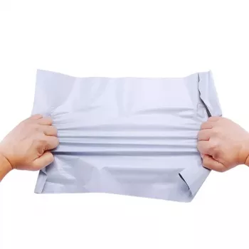 BSTECH PollyMailers 4XL 50 kosov – sive polietilenske poštne vrečke 600x600mm