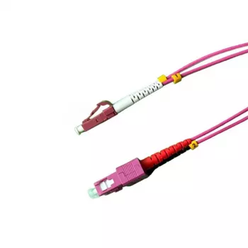Grafenthal optični kabel OM4 LC/UPC-SC/UPC LSZH 3,00m vijoličen