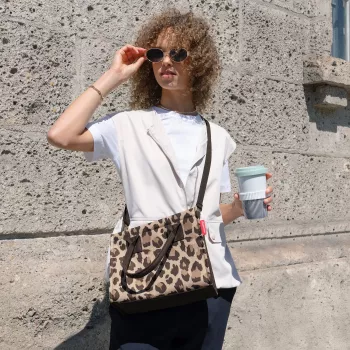 Reisenthel dailyshopper XS Leo Macchiato nakupovalna torba