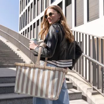 Reisenthel Carrybag Summerstripes Coffee nakupovalna košara 22L