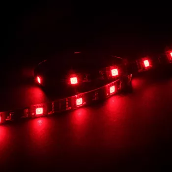 Akasa Vegas M AK-LD05-50RD rdeč LED trak za notranjo osvetlitev ohišja PC, 50 cm, magnetna pritrditev, 4-pin Molex