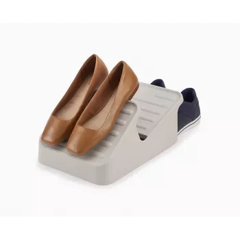 Joseph Joseph Shoe-In prostorsko varčna ecru polica za čevlje