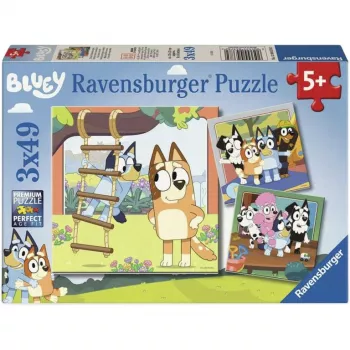 RAVENSBURGER otroška sestavljanka Bluey - Creating Memories (3 x 49 kosov)