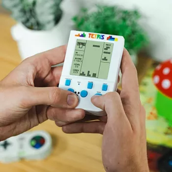 FIZZ CREATIONS mini retro konzola za obesek za ključe s 23 igrami – darilo Tetris Arcade
