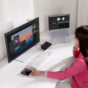 ULANZI D100H Bluetooth 5.0 haptični video krmilnik z vrtljivim gumbom in zaslonom OLED