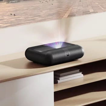 Yaber K300s laserski RGB Full HD 1080p projektor z zvočniki JBL – črn