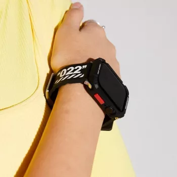 SKINARMA Kurono ovitek za Apple Watch Ultra 49mm, črn