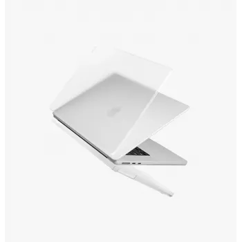 UNIQ Claro trdi ovitek za MacBook Air 13 inch M2 (2022) / M3 (2024) / M4 (2025) / M5 (2026), mat prozoren