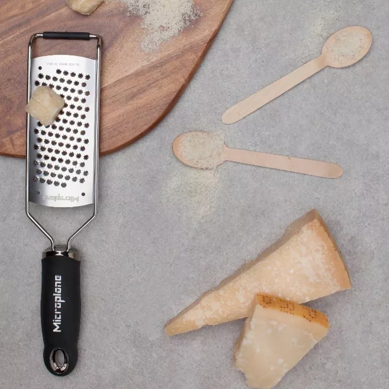 Microplane Gourmet strgalo Star Blade črno