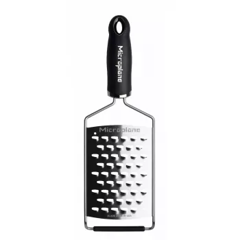 Microplane Gourmet strgalo z ultra grobim rezilom, črno