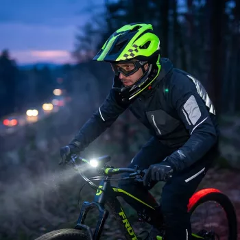Vayox VA0421GM enduro čelada zelena, velikost M
