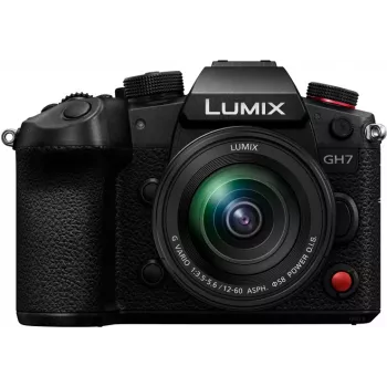 Panasonic Lumix DC-GH7 kamera z objektivom 12-60mm f/3.5-5.6 (DC-GH7ME)