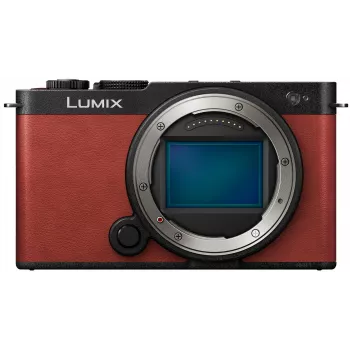 Panasonic Lumix DC-S9E-R polnoformatni sistem fotoaparat (samo ohišje), rdeč