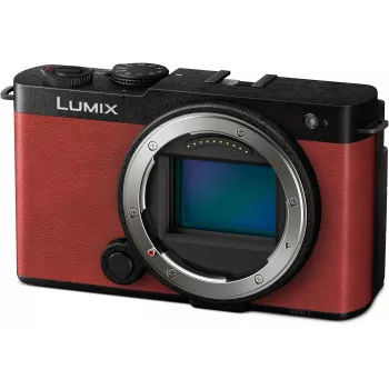 Panasonic Lumix DC-S9E-R polnoformatni sistem fotoaparat (samo ohišje), rdeč