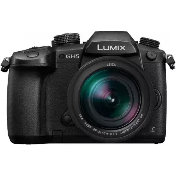 Panasonic Lumix DC-GH5LEG-K sistem fotoaparat z Leica DG Vario-Elmarit 12-60mm f/2.8-4 ASPH. POWER O.I.S. objektivom, 20.3MP Micro Four Thirds, 4K 60p video, 5-osni Dual I.S. 2, Wi-Fi/Bluetooth, zaščita pred brizganjem/vodoodpornost proti zmrzali, črn