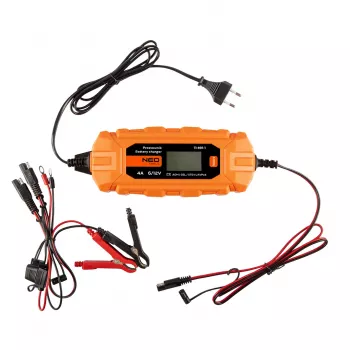 NEO TOOLS 11-891-1 samodejni polnilnik baterij 4A/70W za 6V/12V svinčevo-kislinske, AGM in GEL baterije (3-120Ah)