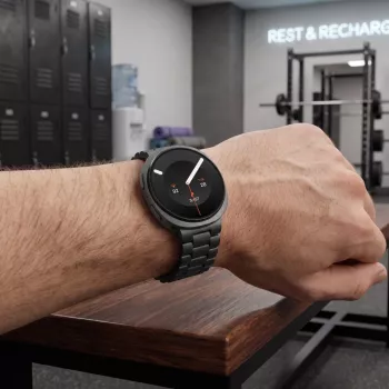 TECH-PROTECT pas iz nerjavnega jekla za Samsung Galaxy Watch 8 / 9 / Classic (40 / 44 / 46 mm) črn