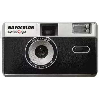 Swiss+Go Novocolor 35mm analogni fotoaparat v kompletu z bliskavico, torbico, trakom in Kodak filmom (SWI401608)