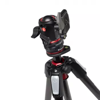 Karbonski trinožnik Manfrotto MK055CXPRO4BHQR s kroglično glavo