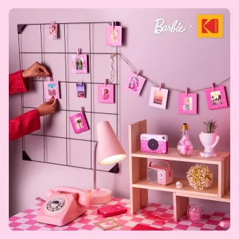 Kodak x Barbie papirnati okvir za fotografije 2x3 palcev, 10 kosov (RODB2X3FRSQ)