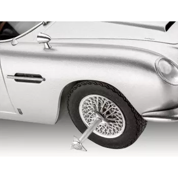 Revell James Bond Aston Martin DB5 adventni koledar modelarski komplet 1:64