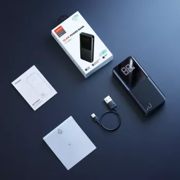 JOYROOM JR-QP193 30000 mAh 22,5W powerbank z digitalnim zaslonom, PD3.0/QC3.0, 3 izhodi (2 USB-A + 1 USB-C), 2 vhoda (USB-C + Micro USB), črn