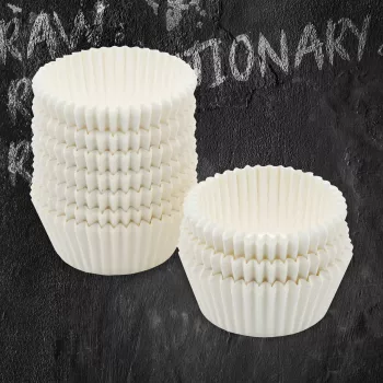 FACKELMANN 21615 modelčki za muffine in cupcakes, mastno odporen papir za peko, bel, premer 5,0 cm, 250 kosov