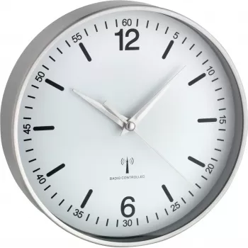 TFA Dostmann 60.3503 radijsko vodena aluminijasta stenska ura, črna