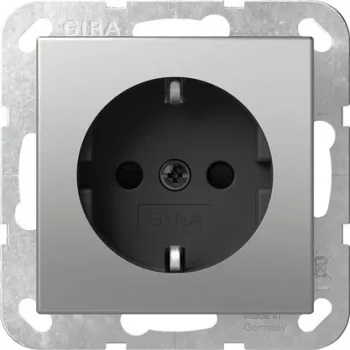 Gira System 55 vtičnica Schuko, nerjavno jeklo, 1-delna, podometna, 16 A 4453600