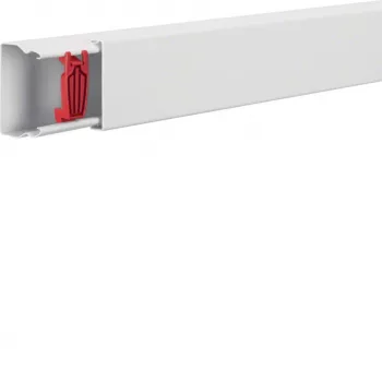 Hager LFS4006009016 jekleni kabelski kanal 40x60mm prometno bel 2m