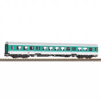 Piko H0 28006 vagon Halberstädter Mitteleinstiegswagen, mint zelena, 2. razred, DB AG