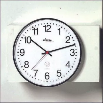 PEWETA radijska stenska ura 30cm črna plastika tiho delovanje 51.130.312
