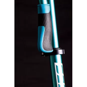 Six Degrees AU 514 skiro 230 mm sprednje / 215 mm zadnje kolo, turkizen