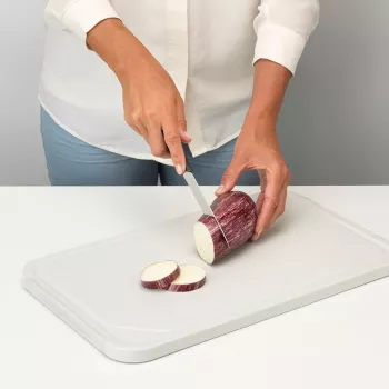 Brabantia ReNew deska za rezanje / servirni pladenj, velik, svetlo siv