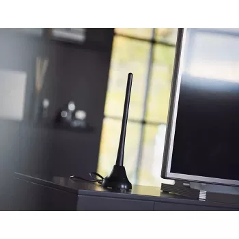PHILIPS SDV5100/12 sobna TV antena z ojačitvijo 18 dB, UHF/VHF/FM, črna