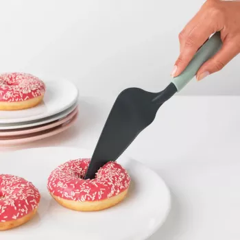 Brabantia Profile Line lopatka za torto z nazobčanim rezilom, mat jeklo