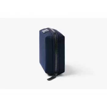 Bellroy Tech Kit Compact - mornarsko modra