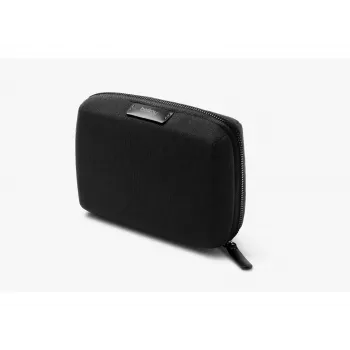 Bellroy Tech Kit Compact torbica, črna