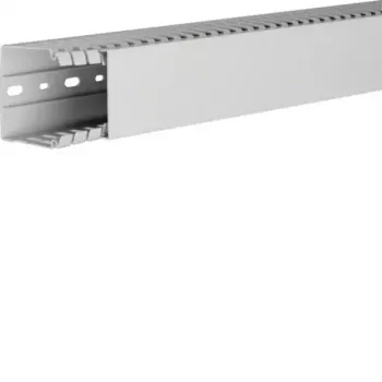 Hager kanal za ožičenje 2000 x 60 x 60 mm svetlo siv HA760060