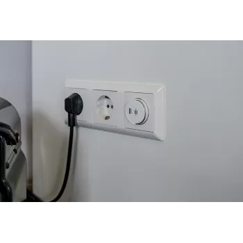 Brennenstuhl vtičnica Schuko z USB-C PD 20W (1508110020)