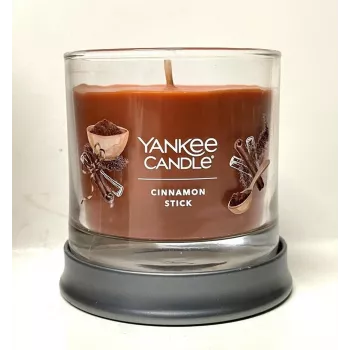 Yankee Candle Cinnamon Stick sveča v kozarcu z 1 stenjem