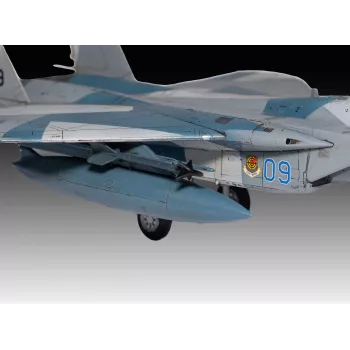 Revell Boeing F-15C Eagle plastični modelarski komplet, 1:72 (03778)