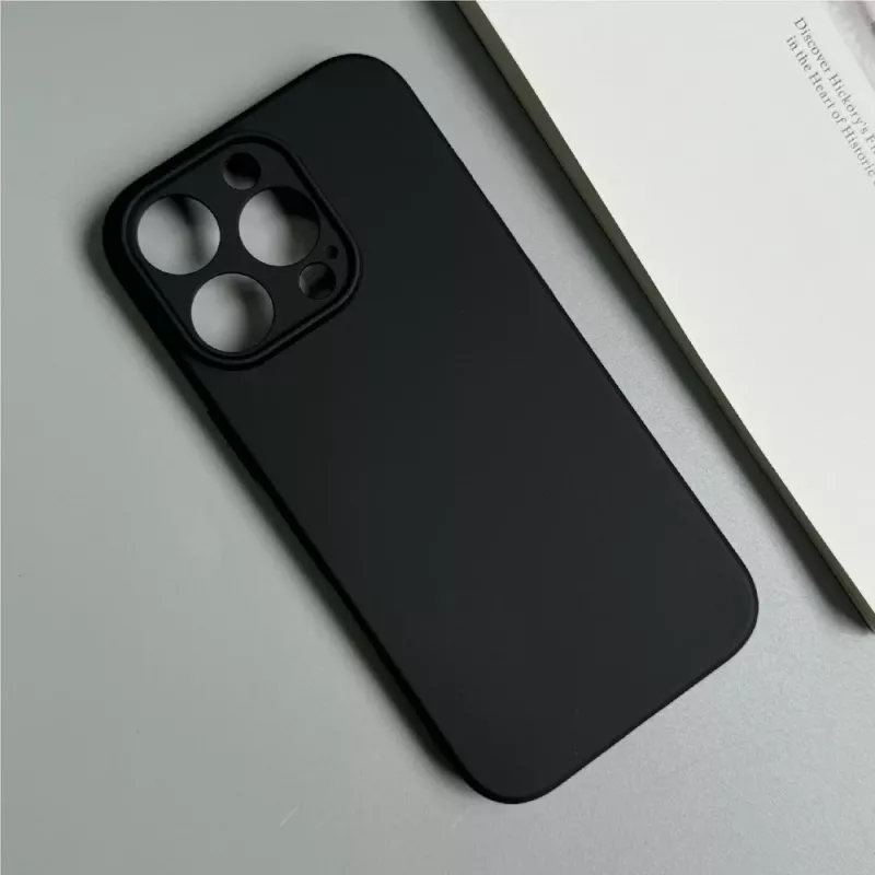 Hurtel Soft Case za iPhone 16 Pro Max, črn